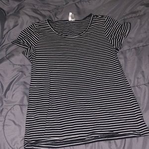 Women’s Large Divided Stretchy Top